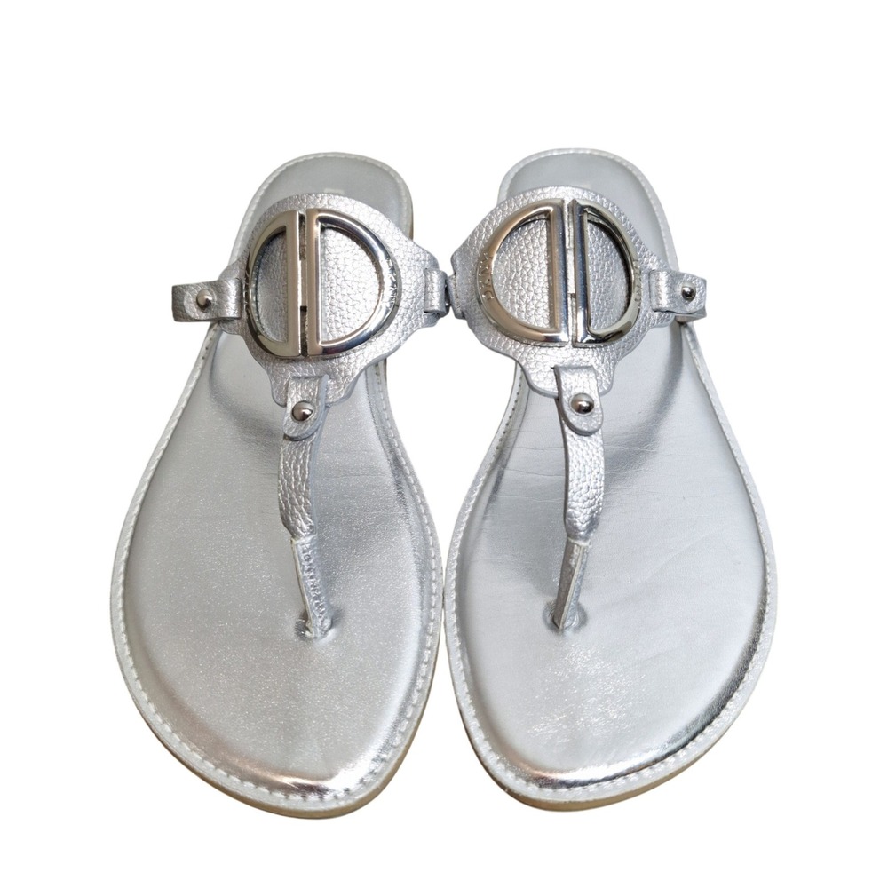 DKNY Women's Size 9M Silver Metallic Logo Medallion Thong Sandals Flat 90s Y2K